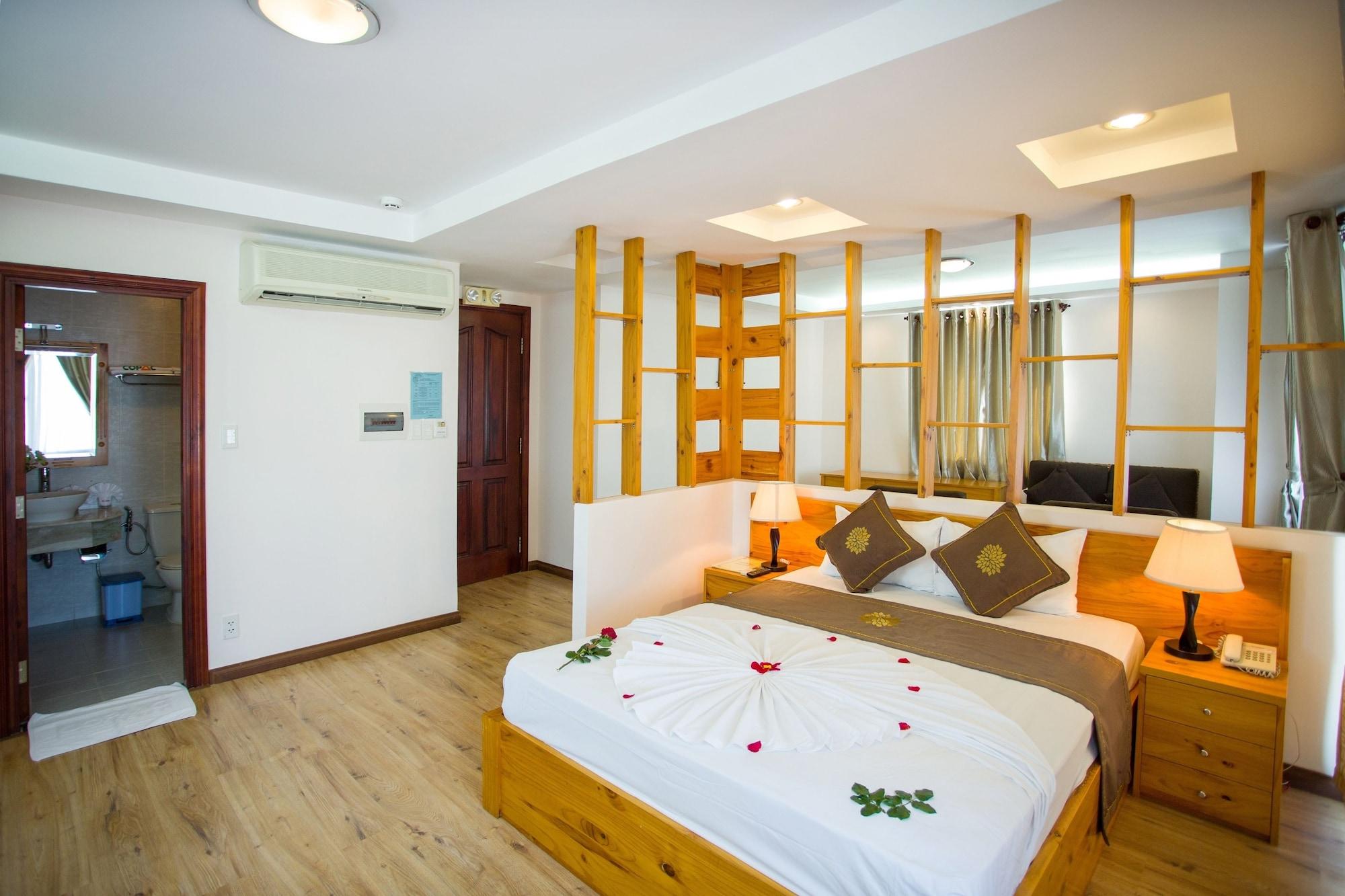 Copac Hotel Nha Trang Exteriör bild