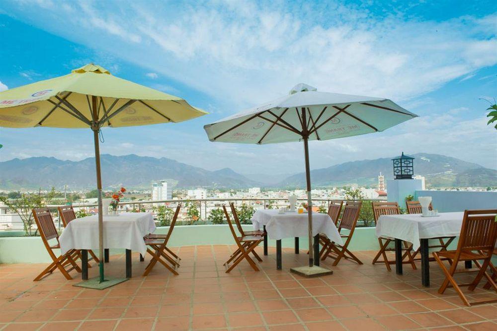 Copac Hotel Nha Trang Exteriör bild